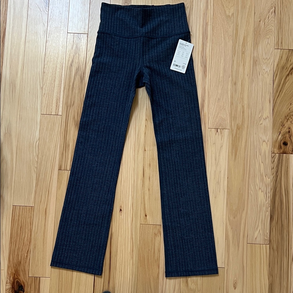 Athleta Elation Textures Straight Leg Pants. Size Small.